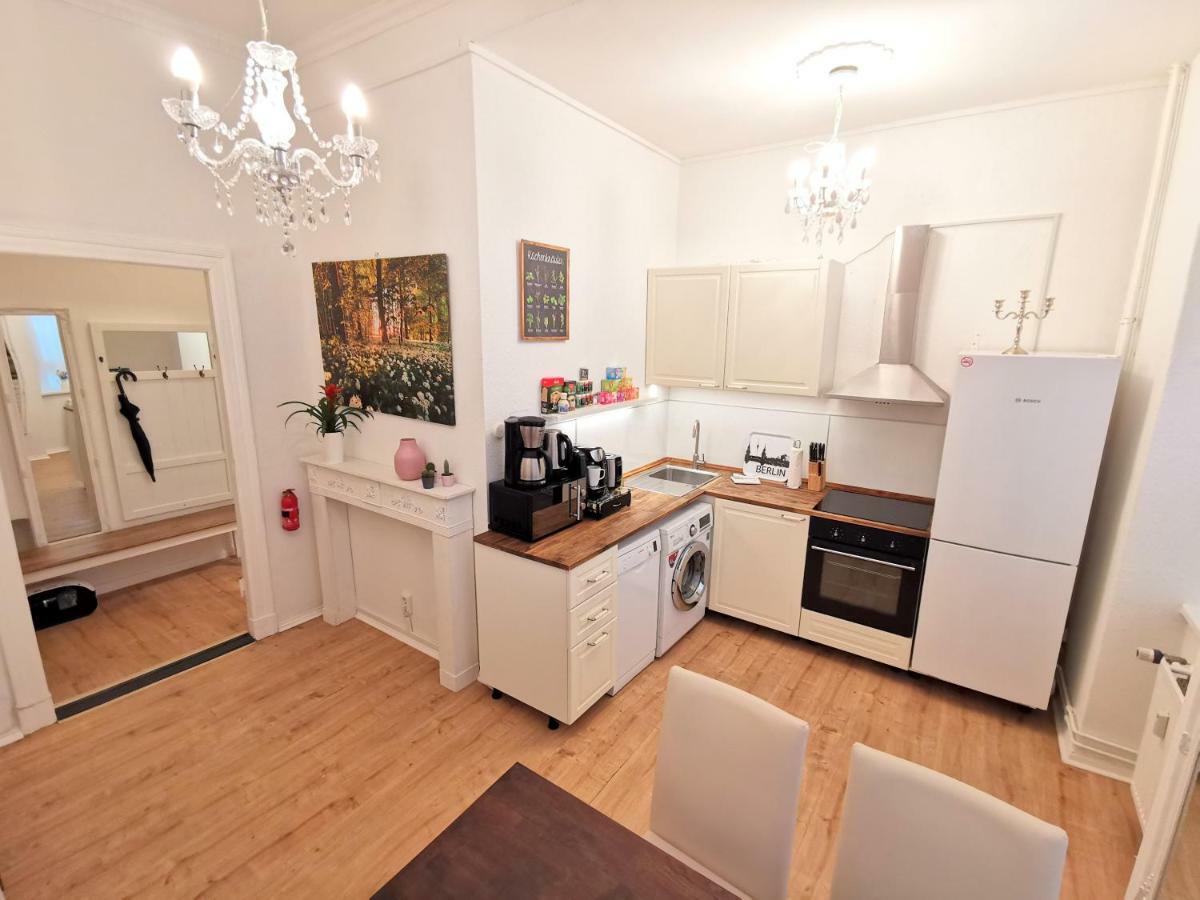 Kvh By Rockchair Apartments L Superhost Status L Boxspringbett Am Schloss Charlottenburg Welcomes You! Berlin Eksteriør billede