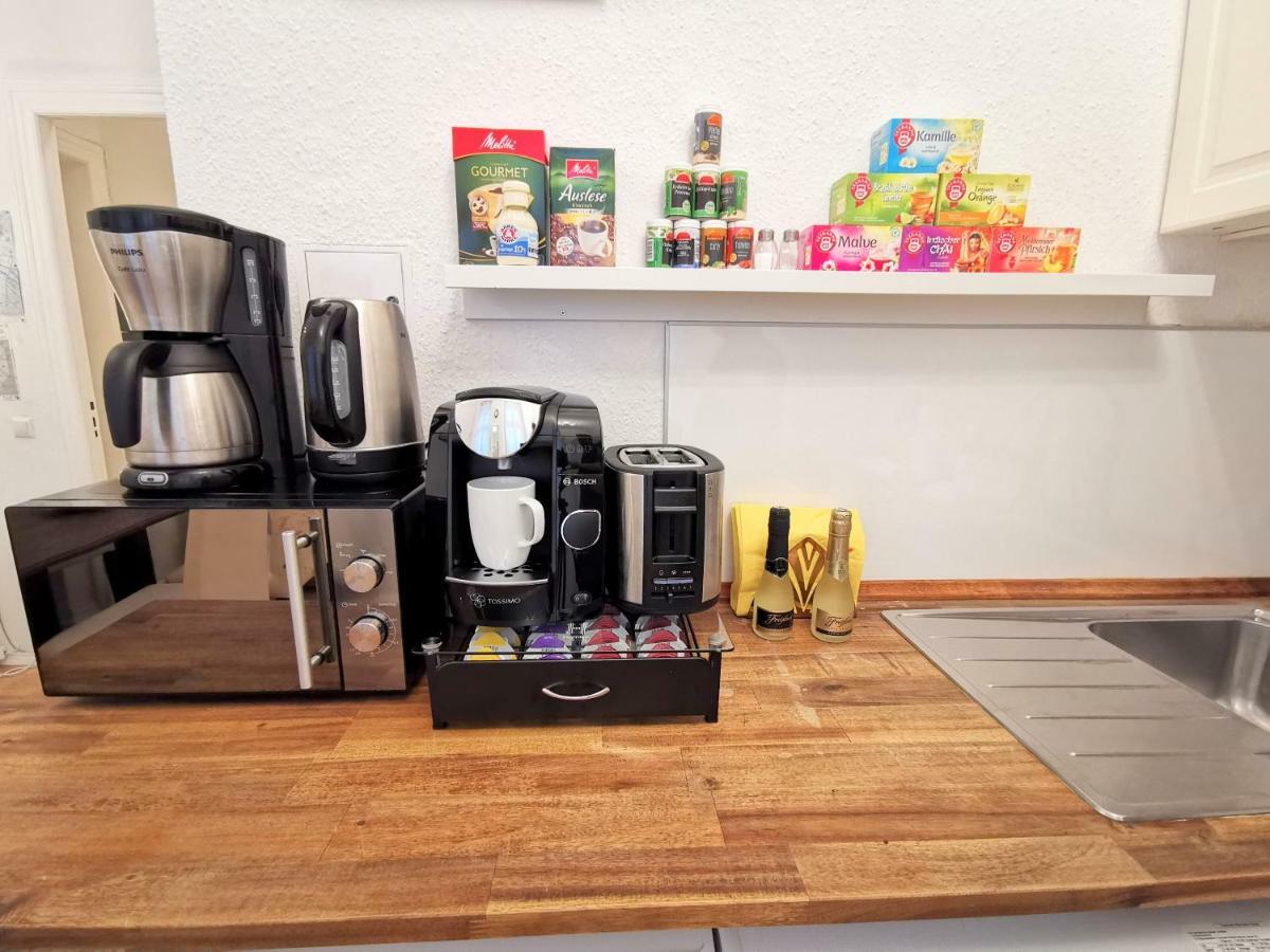 Kvh By Rockchair Apartments L Superhost Status L Boxspringbett Am Schloss Charlottenburg Welcomes You! Berlin Eksteriør billede